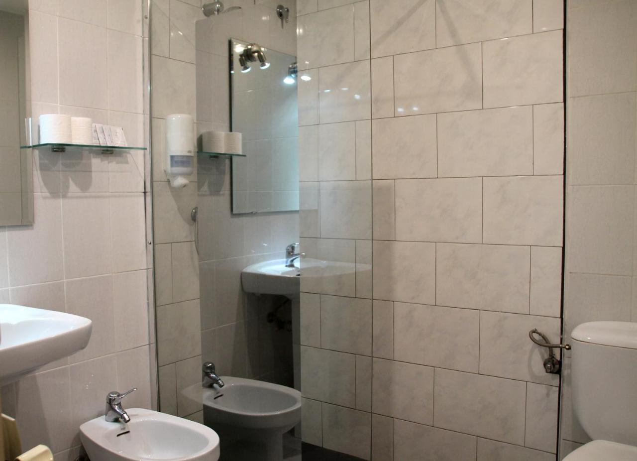 Hostal El Sequero Agoncillo Bagian luar foto